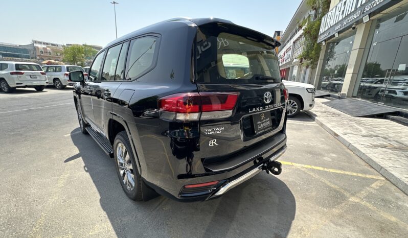 
								Toyota Land Cruiser GXR Twin Turbo 2024 full									