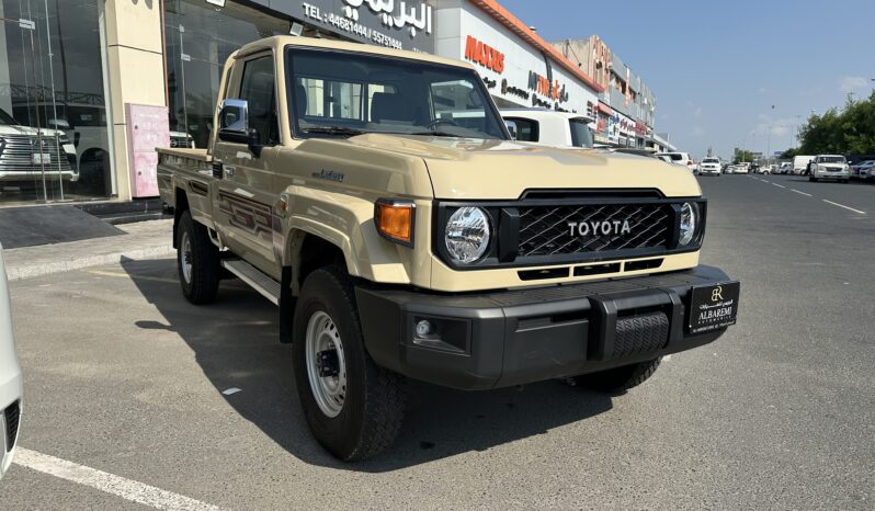 
								Toyota Land Cruiser LX 2024 full									