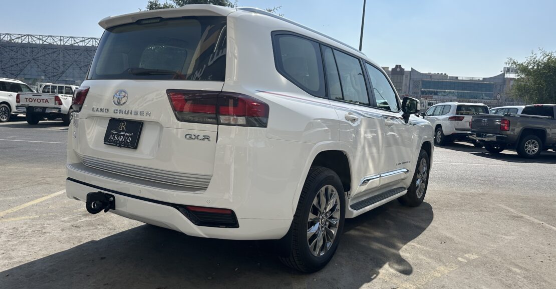 Toyota Land Cruiser GXR 2024