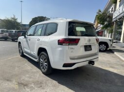 
										Toyota Land Cruiser GXR 2024 full									