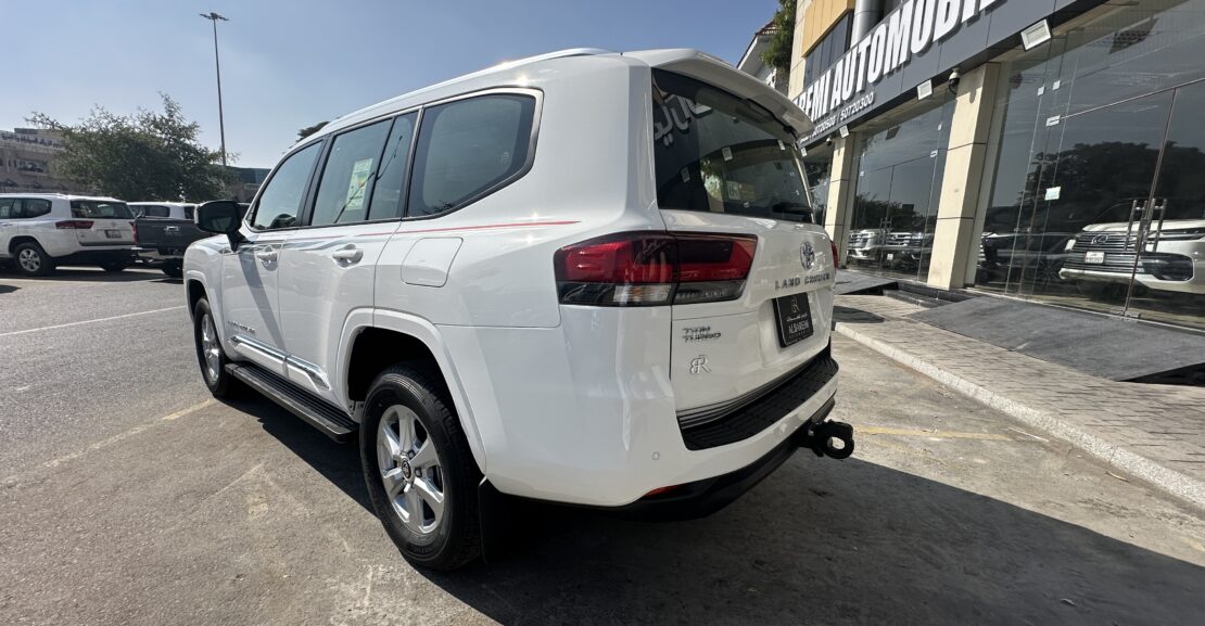 Toyota Land Cruiser GXR 2024