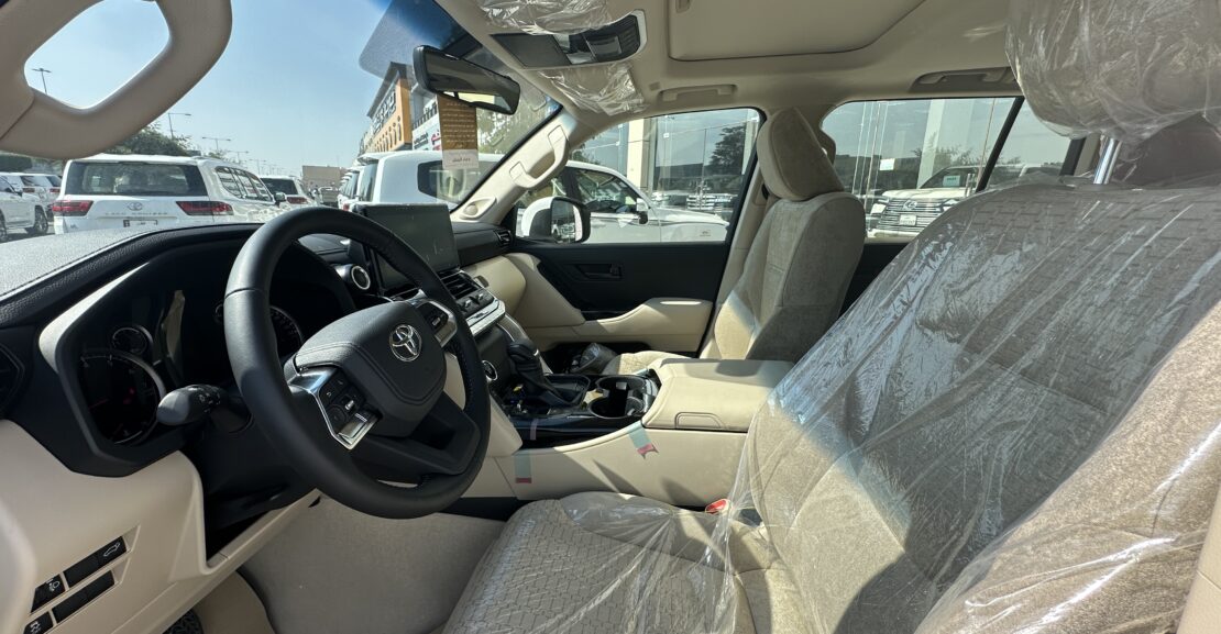 Toyota Land Cruiser GXR 2024