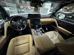 
										Lexus LX 600 Luxury 2024 full									