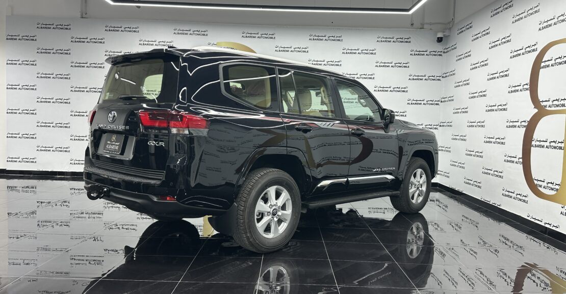 Toyota Land Cruiser GXR 2025