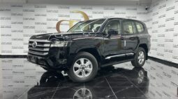 Toyota Land Cruiser GXR 2025