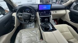 
										Toyota Land Cruiser GXR 2025 full									