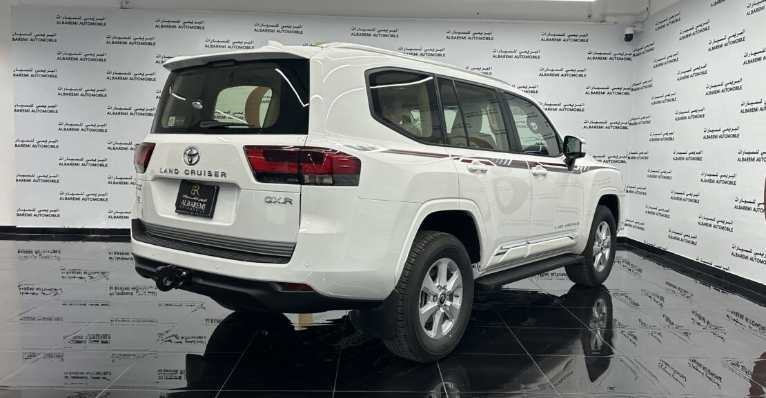 Toyota Land Cruiser GXR 2025