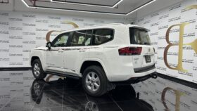 Toyota Land Cruiser GXR 2025